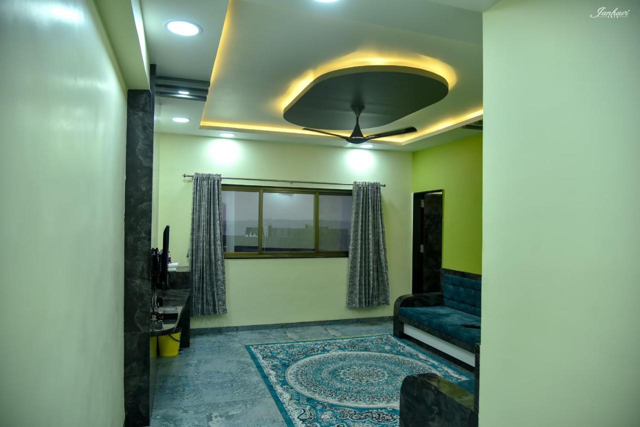 Pawan Executive Tuljapur Экстерьер фото
