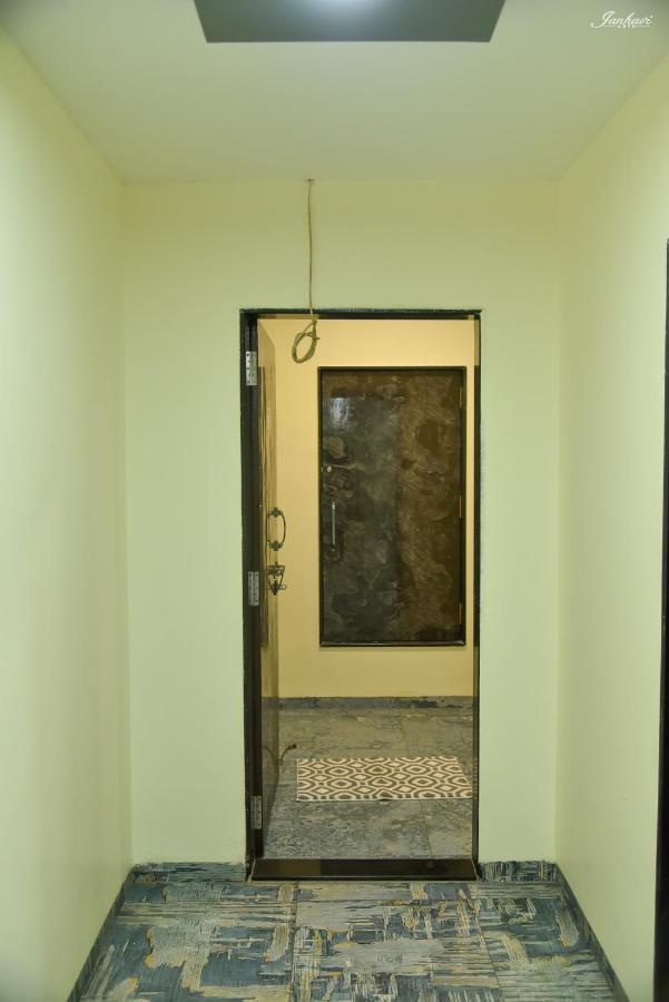 Pawan Executive Tuljapur Экстерьер фото