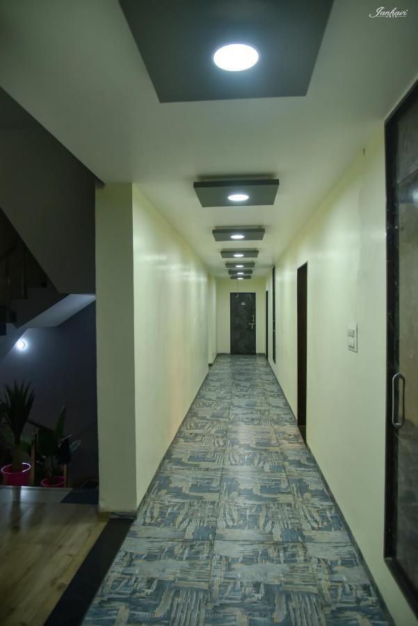Pawan Executive Tuljapur Экстерьер фото
